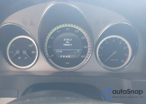 2011 Mercedes-Benz C 300 Luxury 4Matic/Sport 4Matic z USA, uszkodzony, nr VIN WDDGF8BB0BR144632